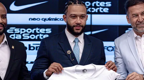 Corinthians surpreende titular do Liverpool após contratar Depay: "Pensei...". Foto: Leonardo Lima/AGIF