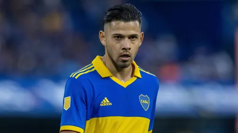 Óscar Romero com a camisa do Boca Juniors.