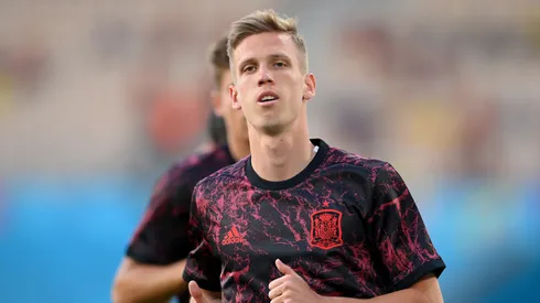 Dani Olmo virou problema por conta de lesão (Foto: David Ramos/Getty Images)