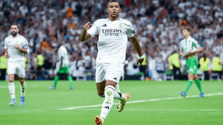 Kylian Mbappé, do Real Madrid, comemora um gol, durante partida da quarta rodada da La Liga. Sipa US / Alamy Stock Photo