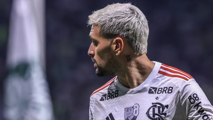 Arrascaeta em partida pelo Flamengo