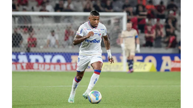 Marinho em campo no duelo entre Athletico Paranaense e Fortaleza no Brasileirão, no dia 14 de setembro de 2024. (Associated Press / Alamy Stock Photo)