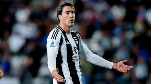 Vlahovic em ação durante a partida entre Empoli e Juventus, no dia 14 de setembro de 2024, pela Série A. (Giuseppe Maffia / Alamy Stock Photo)