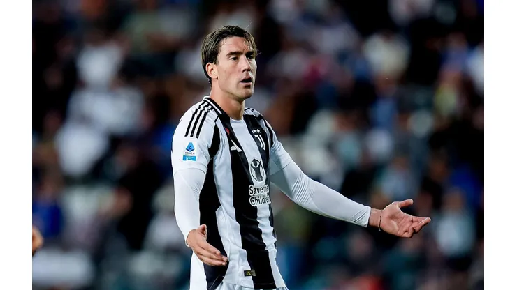 Vlahovic em ação durante a partida entre Empoli e Juventus, no dia 14 de setembro de 2024, pela Série A. (Giuseppe Maffia / Alamy Stock Photo)