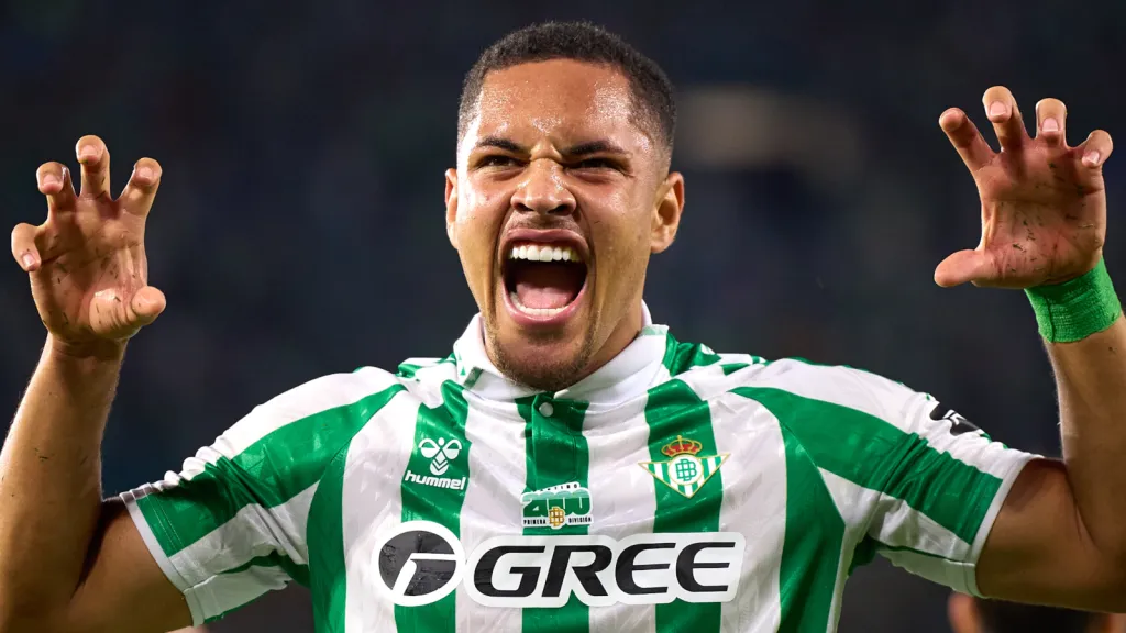 Palmeiras foca em Vitor Roque. (Foto: Fran Santiago/Getty Images)