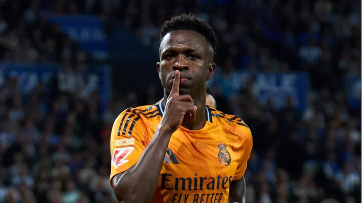 Em sua postagem, Olmo expressou apoio à escolha de Rodri e compartilhou um vídeo com atitudes controversas de Vinícius Jr. (Foto: Juan Manuel Serrano Arce/Getty Images)