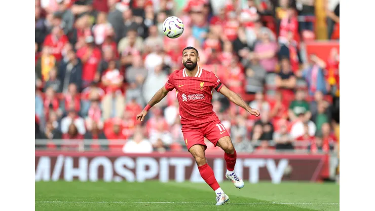 Salah em ação pelo Liverpool contra o Nottingham Forest (Foto: Carl Recine/Getty Images)