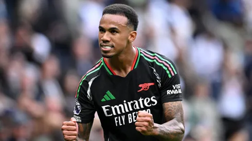Gabriel Magalhães, zagueiro do Arsenal. (Photo by Justin Setterfield/Getty Images)