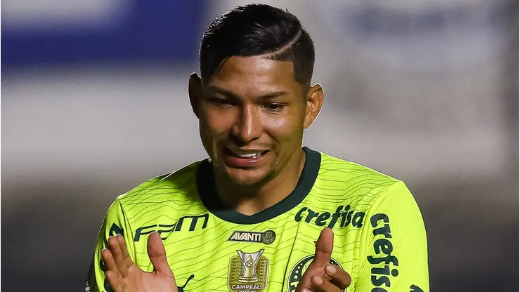 Rony, do Palmeiras, tem martelo batido de última hora no Cruzeiro (Photo by Pedro H. Tesch/Getty Images)
