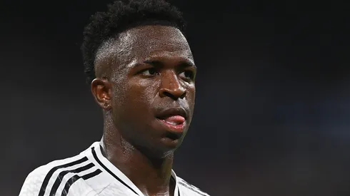 Vinicius Júnior não vencerá a Bola de Ouro e motivo é revelado por ex-craque da Seleção Brasileira. (Photo by Denis Doyle/Getty Images)