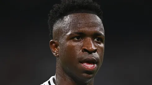 Vinicius Júnior se torna preocupação no Real Madrid e motivo é revelado (Photo by Denis Doyle/Getty Images)