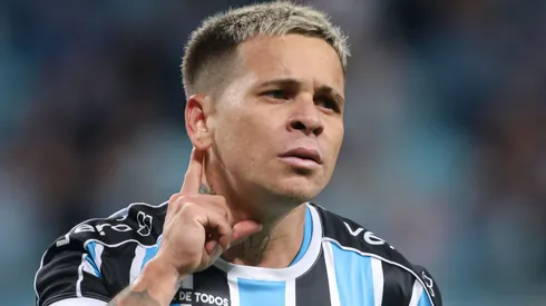 Grêmio pode perder Soteldo para outro gigante do futebol.