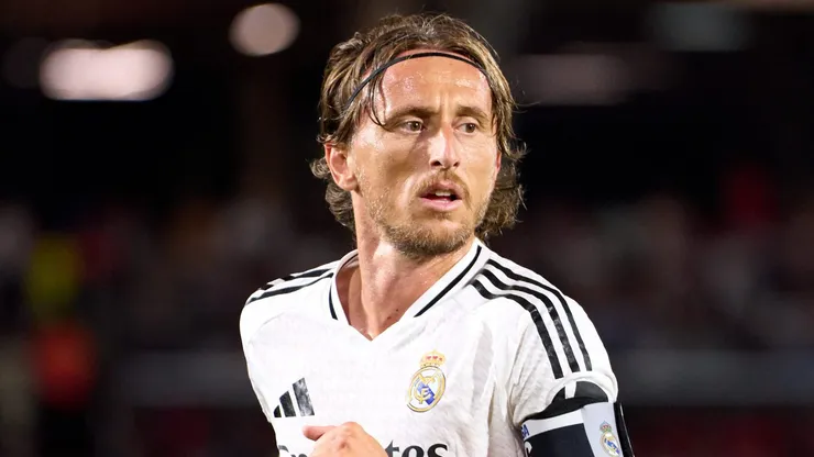Modric recomenda ao Real Madrid a contratação de meio-campista talentoso.