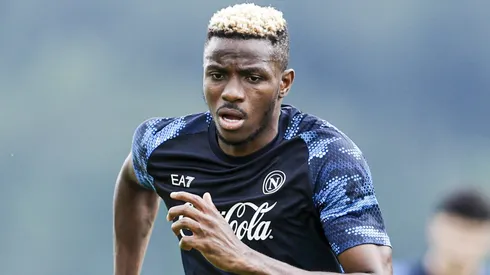 Após ‘roubar’ Osimhen do Chelsea, Galatasaray quer craque de Enzo Maresca.