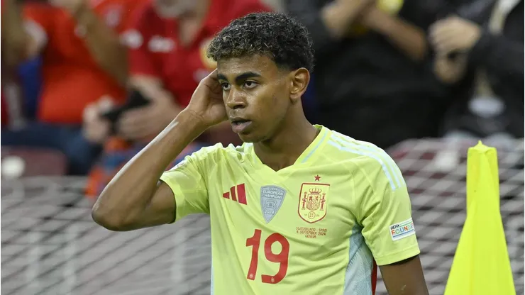 Lamine Yamal, da seleção espanhola, na partida entre Suíça vs Espanha, na Liga das Nações. (Foto: IMAGO / Pius Koller)