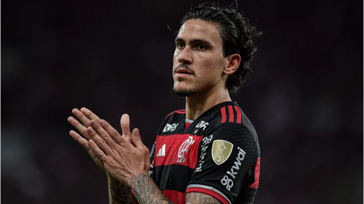 Pedro, atacante do Flamengo segue se recuperando de lesão. Foto: Thiago Ribeiro/AGIF