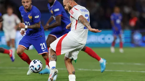 Em Paris, Itália virou sobre a França e saiu fazendo a festa com Dimarco e colegas (Foto: Claudio Villa/Getty Images)