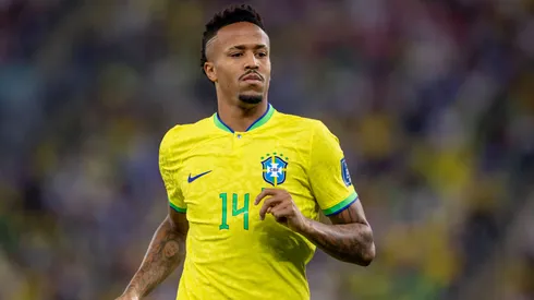 Éder Militão em partida pela Seleção Brasileira