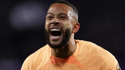 Corinthians prepara anúncio de Depay e negocia saída de meia para abrir espaço no elenco. (Photo by Gonzalo Arroyo Moreno/Getty Images)