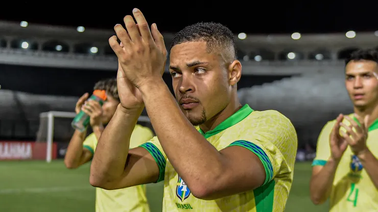 Vitor Roque contou bastiidores do Barcelona (Foto: Staff Images / Flickr da CBF / Divulgação)