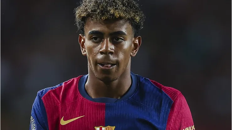 Cinco jogadores do Brasileirão que ganham mais do que Lamine Yamal, craque do Barcelona. (Photo by Eric Alonso/Getty Images)
