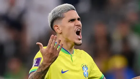 Pedro se lesionou no treinamento da seleção, onde estava jogando como titular. (Foto: Laurence Griffiths/Getty Images)