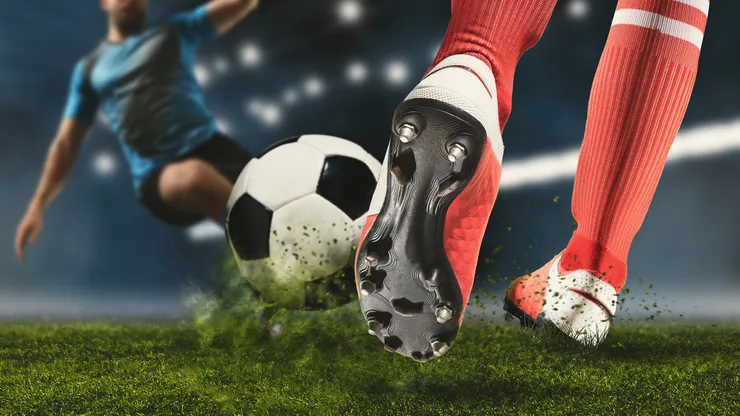 A plataforma conta com opções para apostas esportivas e cassino.