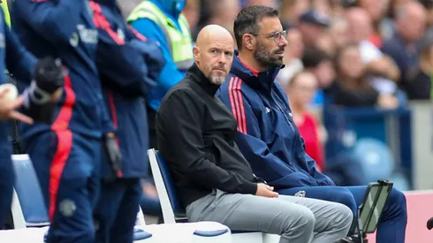 Van Nistelrroy é um dos nomes cotados para assumir a função de Erik ten Hag no Manchester United. (Foto: IMAGO/Every Second Media)