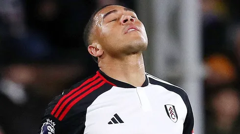 Carlos Vinícius com a camisa do Fulham.