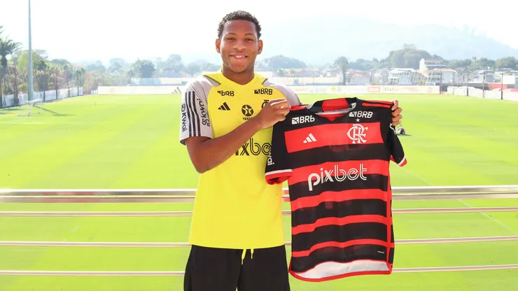 Flamengo se incomoda com a convocação de Gonzalo Plata. Foto: Gilvan de Souza/CRF