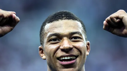 Moscou - 15/07/2018 - Copa do Mundo 2018 - Franca X Croacia - Mbappe do Franca comemora vitoria ao final da partida contra o Croacia no estadio Lujniki pelo campeonato Copa do Mundo 2018. Foto: Ale Cabral/AGIF