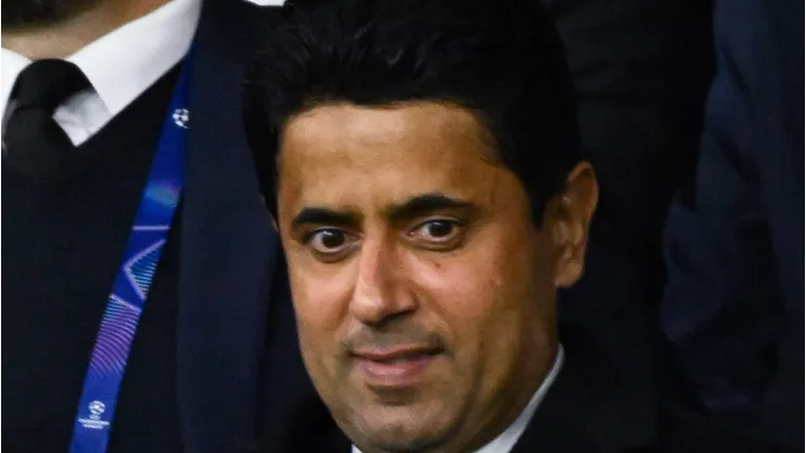 O atacante Khvicha Kvaratskhelia, peça fundamental no Napoli, enfrenta uma batalha para renovar seu contrato. (Foto: IMAGO / PanoramiC)
