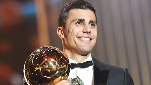 Rodri, jogador do Manchester City, é apontado pelo portal DIARIO AS, como um reforço fundamental no Real Madrid e que Ancelotti gosta de seu futebol. foto: IMAGO / Xinhua