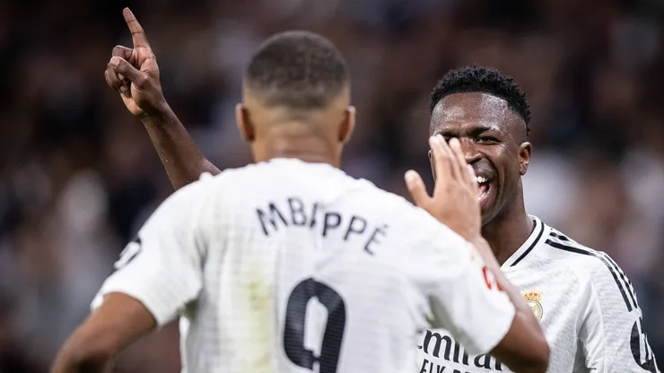Mbappé e Vini Jr no Real Madrid.