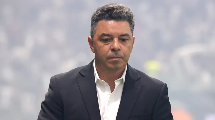 Marcelo Gallardo tenta recuperar a desvantagem do River Plate contra o Galo.