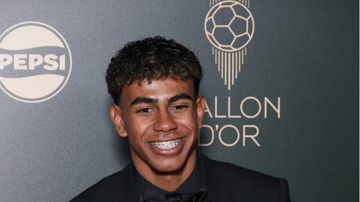 Lamine Yamal vence prêmio Kopa Trophy. Foto: Pascal Le Segretain/Getty Images