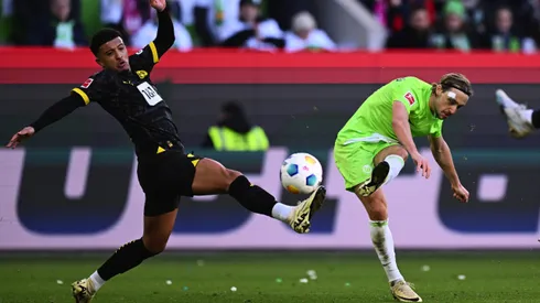 Dortmund e Wolfsburg duelam pela Copa da Alemanha (Foto: Oliver Hardt/Getty Images)