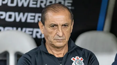 Ramón Díaz, do Corinthians, dá ultimato em Caetano.