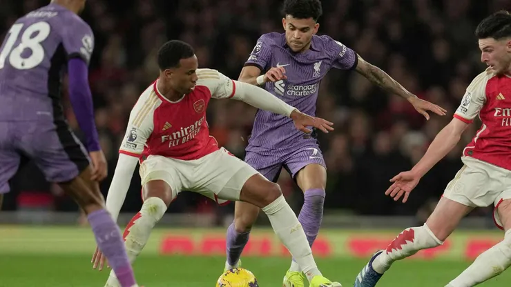 Clássico Arsenal x Liverpool é marcado pelo equilíbrio