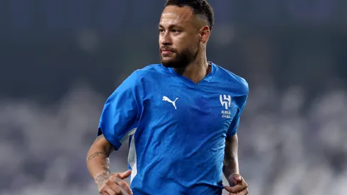 AL AIN, UNITED ARAB EMIRATES – OCTOBER 21: Neymar warms up ahead of the AFC Champions League Elite match between Al Ain and Al-Hilal at Hazza bin Zayed Stadium on October 21, 2024 in Al Ain, United Arab Emirates. (Photo by Francois Nel/Getty Images)