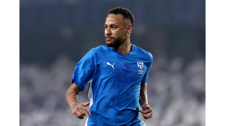AL AIN, UNITED ARAB EMIRATES - OCTOBER 21: Neymar warms up ahead of the AFC Champions League Elite match between Al Ain and Al-Hilal at Hazza bin Zayed Stadium on October 21, 2024 in Al Ain, United Arab Emirates. (Photo by Francois Nel/Getty Images)