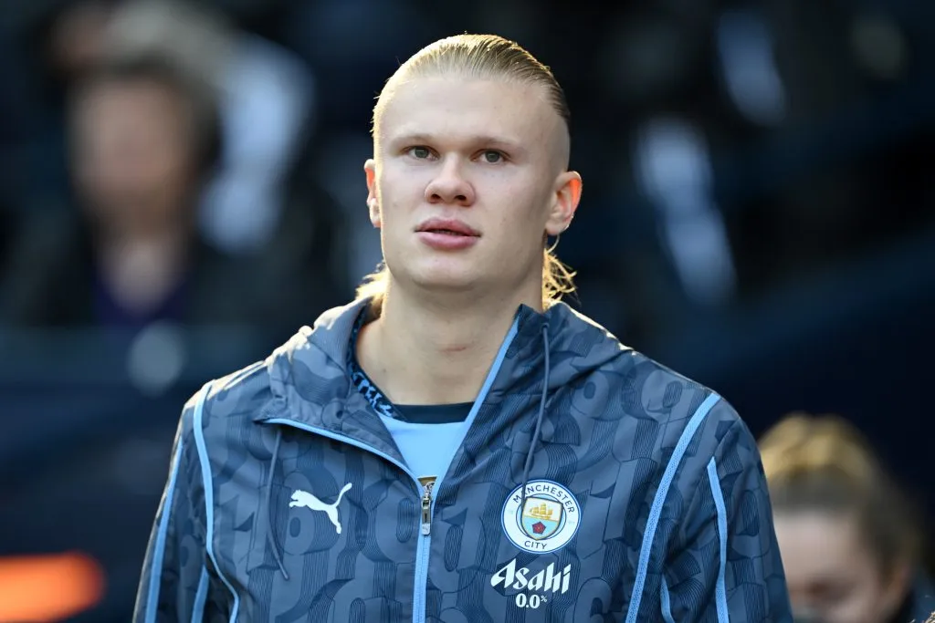 Haaland no duelo diante do Fulham (Photo by Gareth Copley/Getty Images)