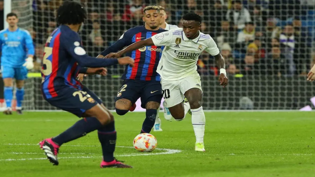 © Alamy Stock Photo Vini Jr. e Raphinha brilharam por Real Madrid e Barcelona