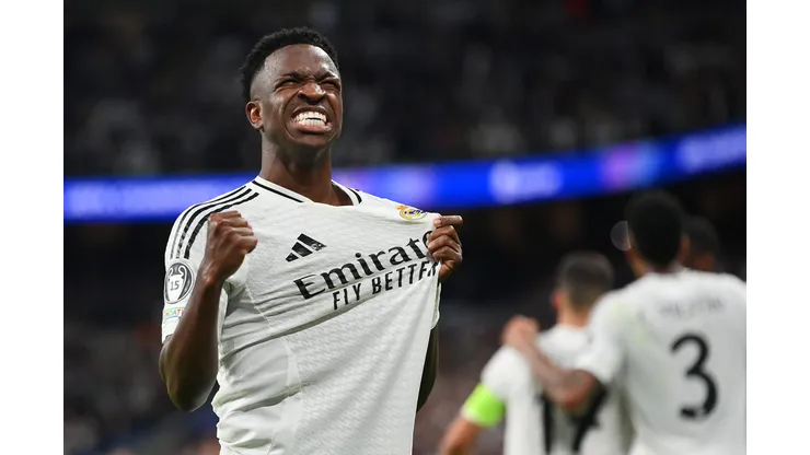 Vini Jr em campo pelo Real Madrid - (Photo by Denis Doyle/Getty Images)