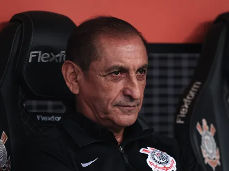 Ramón Díaz inscreve Alex Santana e Héctor Hernández na Sula