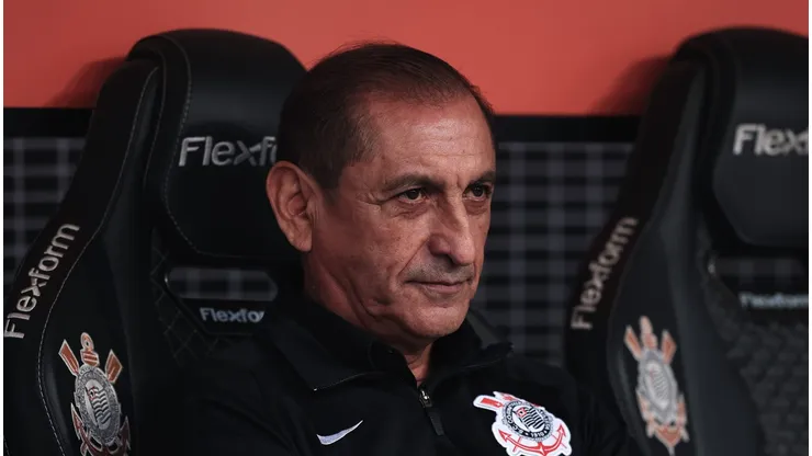 Corinthians inscreve Alex Santana e Héctor Hernández na Sul-Americana.