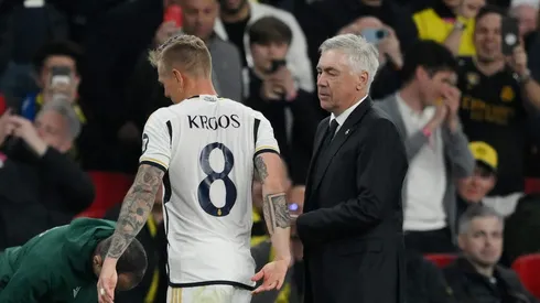 Toni Kroos e Carlo Ancelotti na decisão da Champions League.