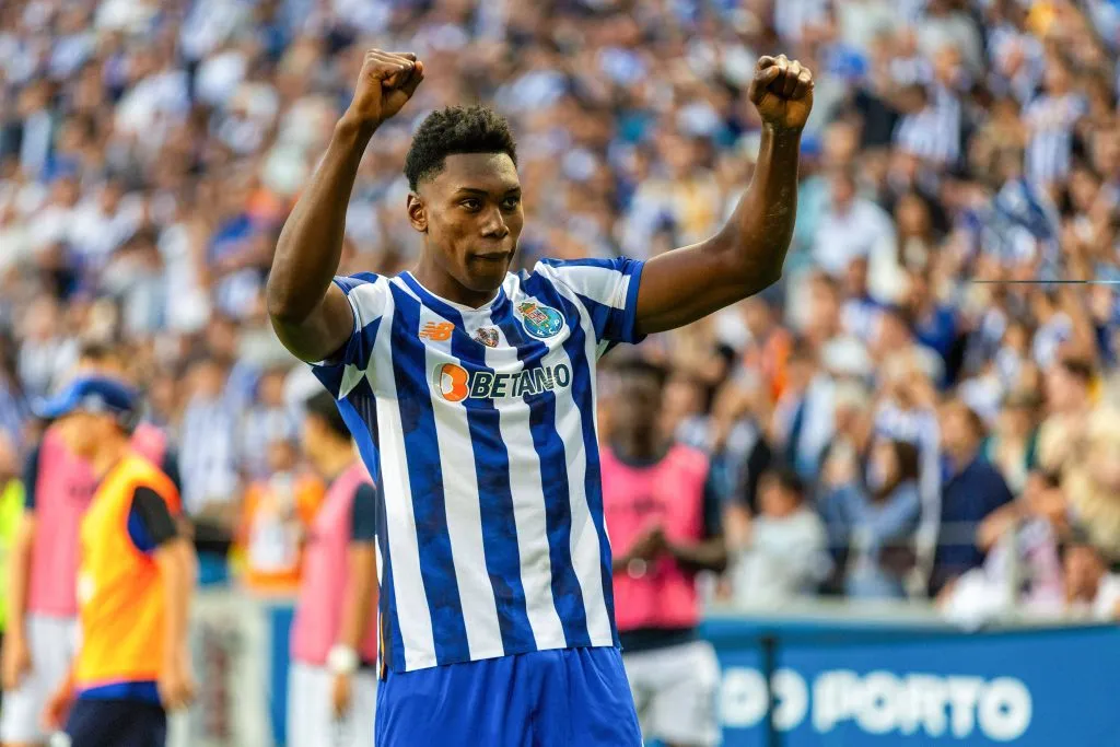 September 29, 2024, Porto, Portugal: Samu Omorodion of FC Porto celebrates a goal during the Liga Portugal Betclic match between FC Porto and SC Farense at Estadio do Dragao. Final Score : FC Porto 4 : 0 FC Arouca Porto Portugal – ZUMAs197 20240929_aaa_s197_200 Copyright: xDiogoxBaptistax