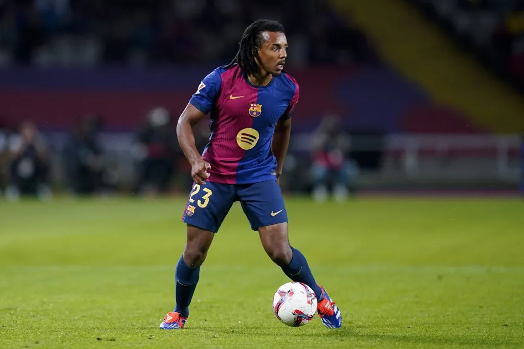 Koundé em ação pelo Barcelona. Foto: Imago