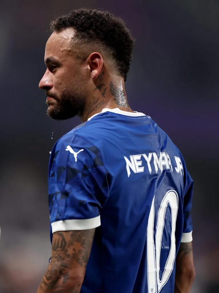 AL AIN, UNITED ARAB EMIRATES – OCTOBER 21: Neymar of Al Hilal looks on after the AFC Champions League Elite match between Al Ain and Al-Hilal at Hazza bin Zayed Stadium on October 21, 2024 in Al Ain, United Arab Emirates.  (Photo by Francois Nel/Getty Images)